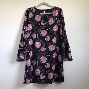 Blue Rain Large Longsleeve Floral Dress